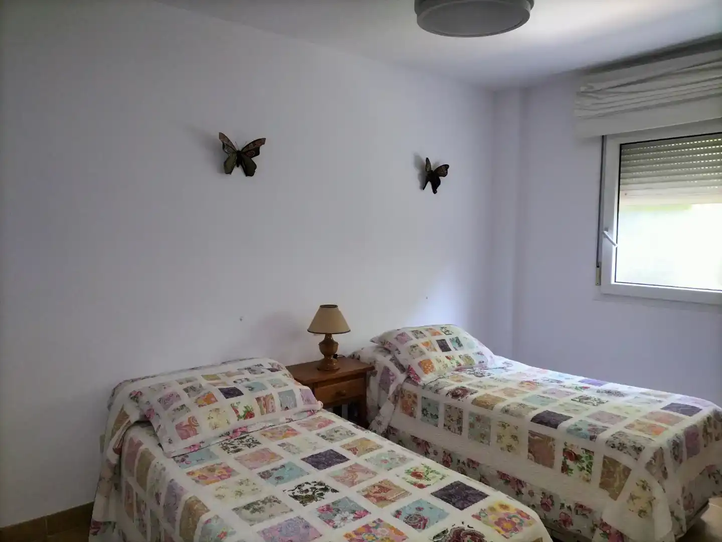 Dormitori de Pis de lloguer en Zahara de los Atunes amb Aire condicionat, Piscina i Moblat
