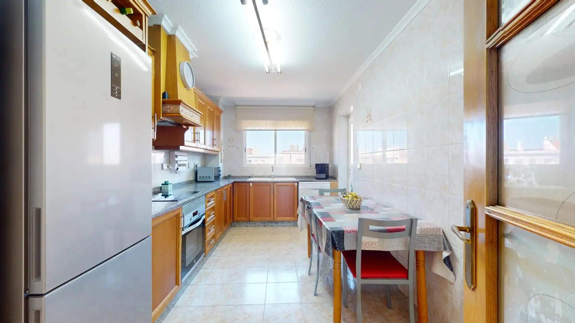 Cuina de Pis en venda en Elche / Elx amb Aire condicionat, Terrassa i Balcó
