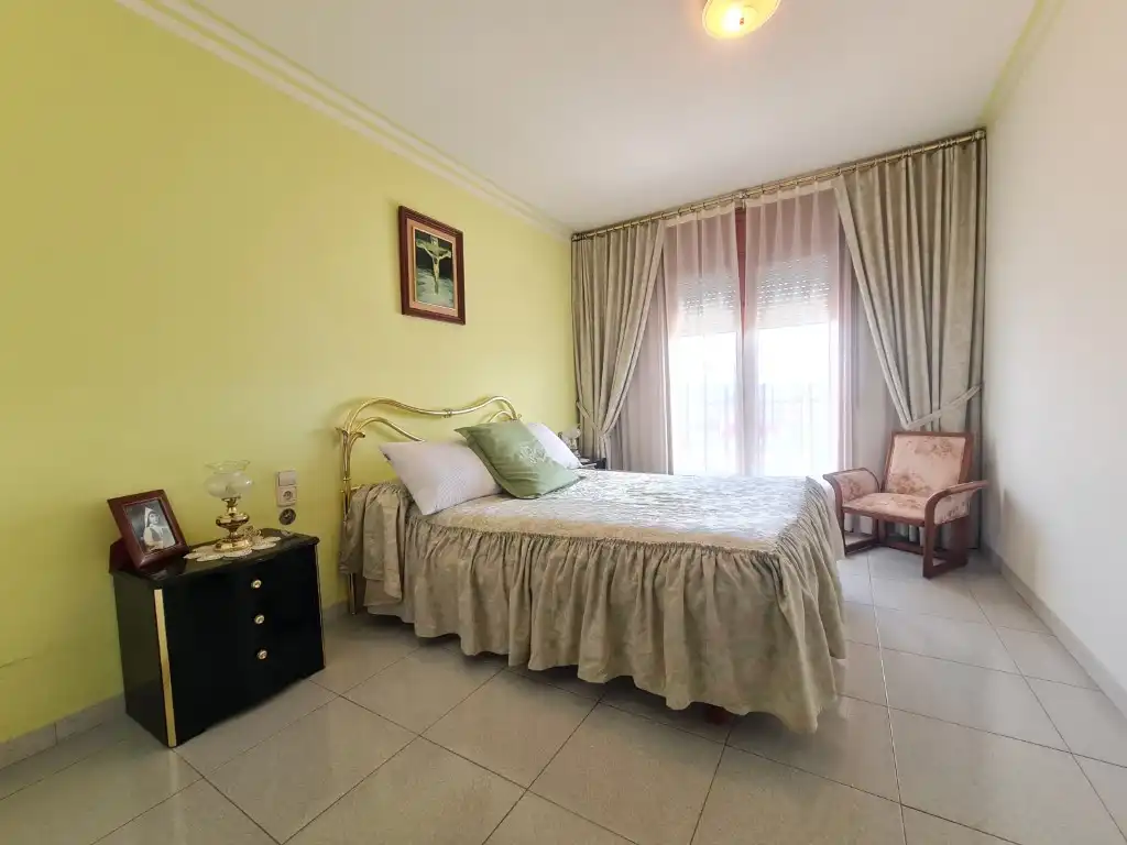 Habitación de Casa o chalet en venta en Girona con Jardín privado y Terraza