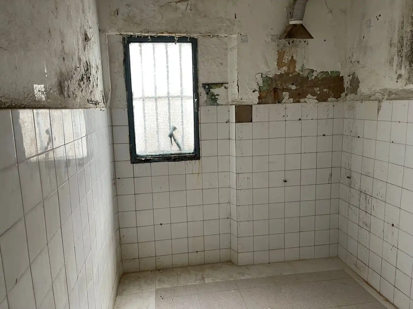 Bany de Casa o xalet en venda en Badajoz amb Terrassa i Moblat
