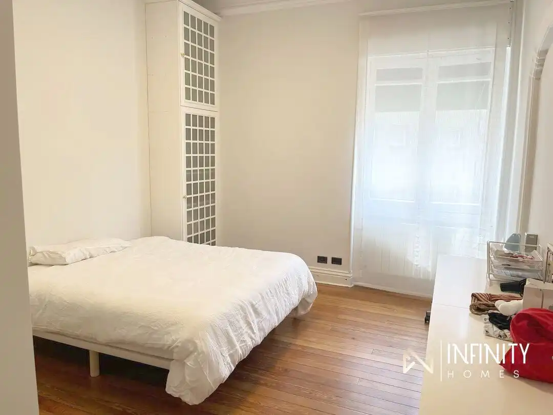 Bedroom of Flat for rent in Bilbao   with Heating, Terrace and Balcony