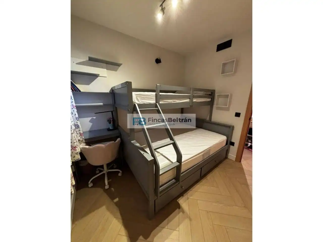Bedroom of Apartments for sale in Benicarló  with Air Conditioner, Parquet flooring and Storage room