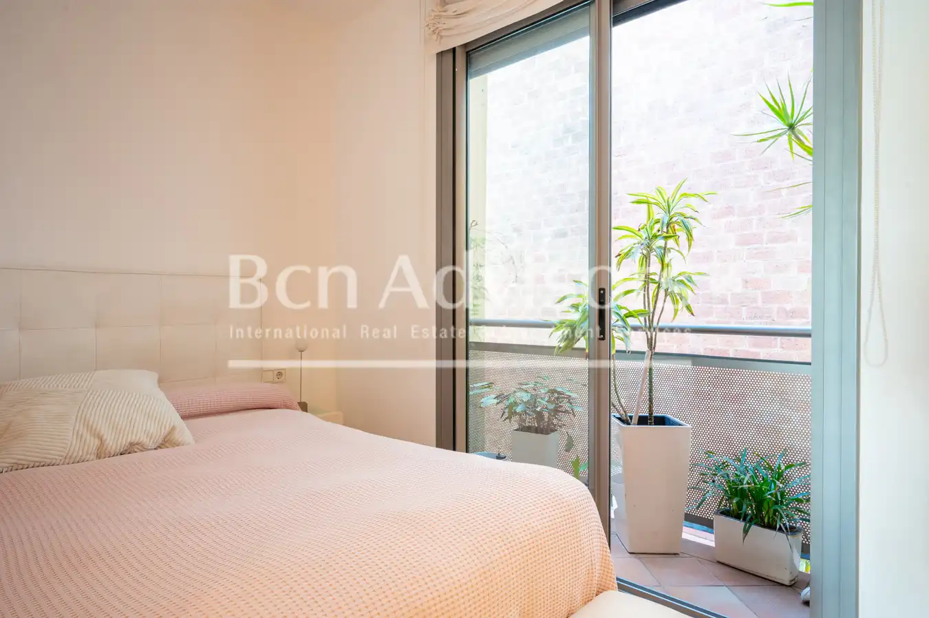 Casa a schiera con terrazza in vendita a Passatge de Puigmadrona, imagen 22