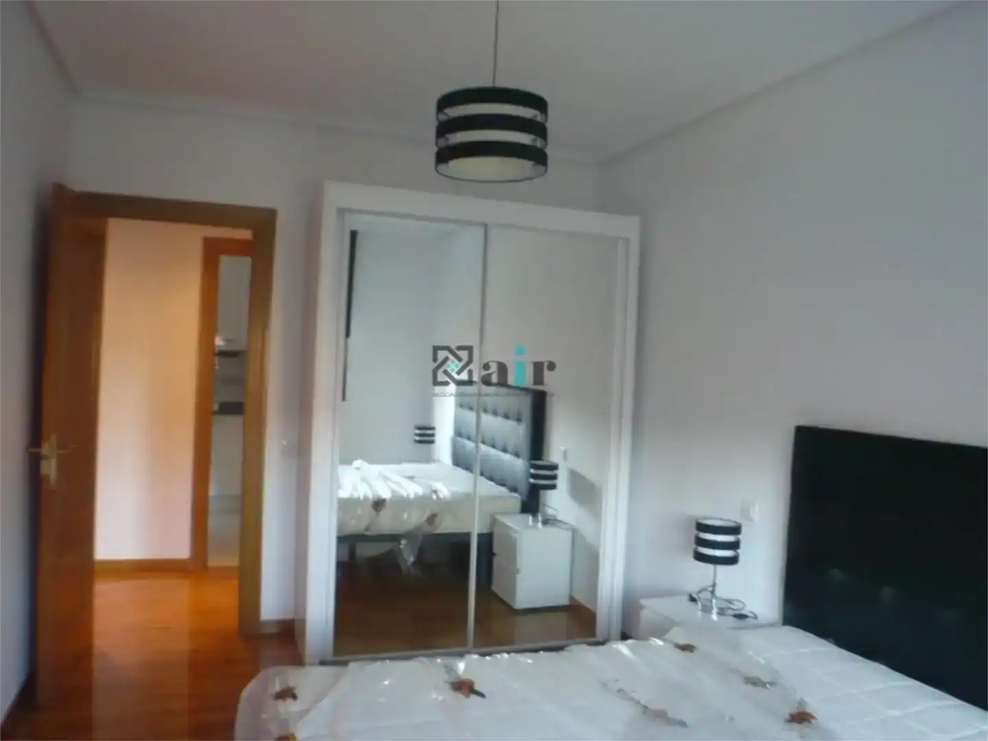 Schlafzimmer von Wohnung zum Verkauf in  Logroño mit Schwimmbad
