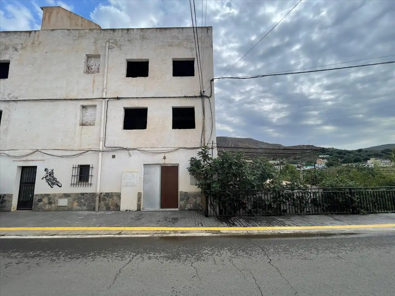 Residential for sale in Ugíjar