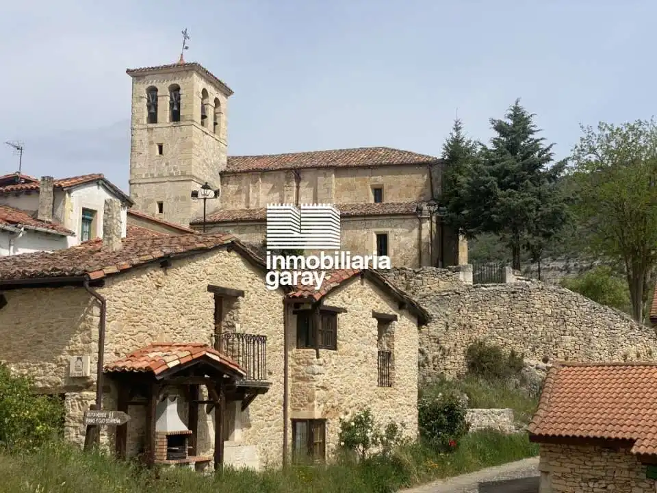Vista exterior de Casa o chalet en venta en Valle de Valdebezana con Calefacción y Amueblado