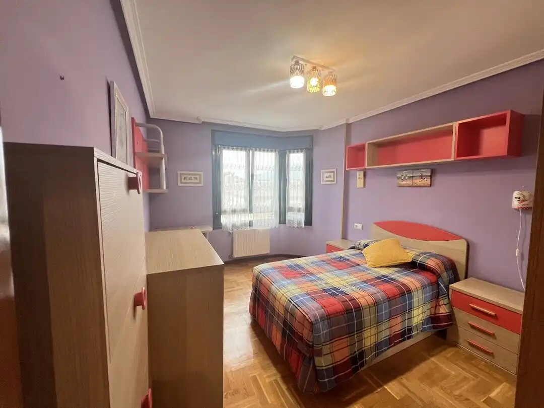 Bedroom of Flat for rent in Siero  with Heating and Storage room