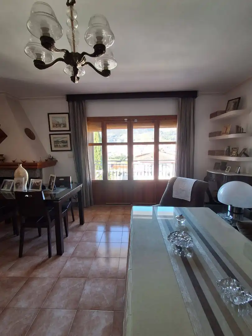 Esszimmer von Haus oder Chalet zum Verkauf in Loja mit Heizung, Privatgarten und Terrasse
