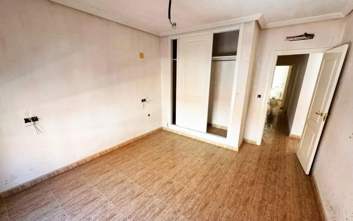Habitación de Edificio en venta en Formentera del Segura