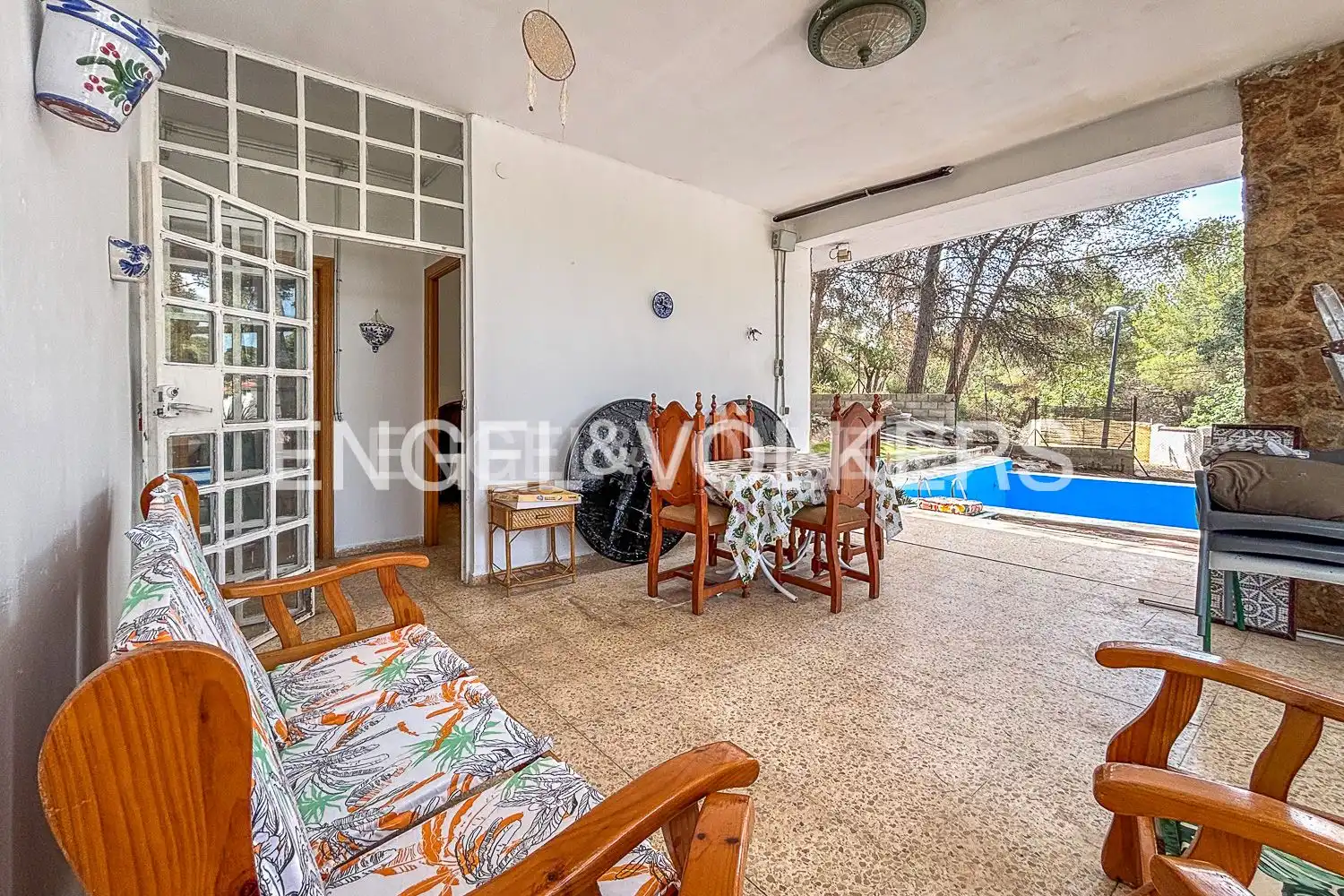 Terrace of Houses for rent in Paterna  with Air Conditioner, Heating and Private garden