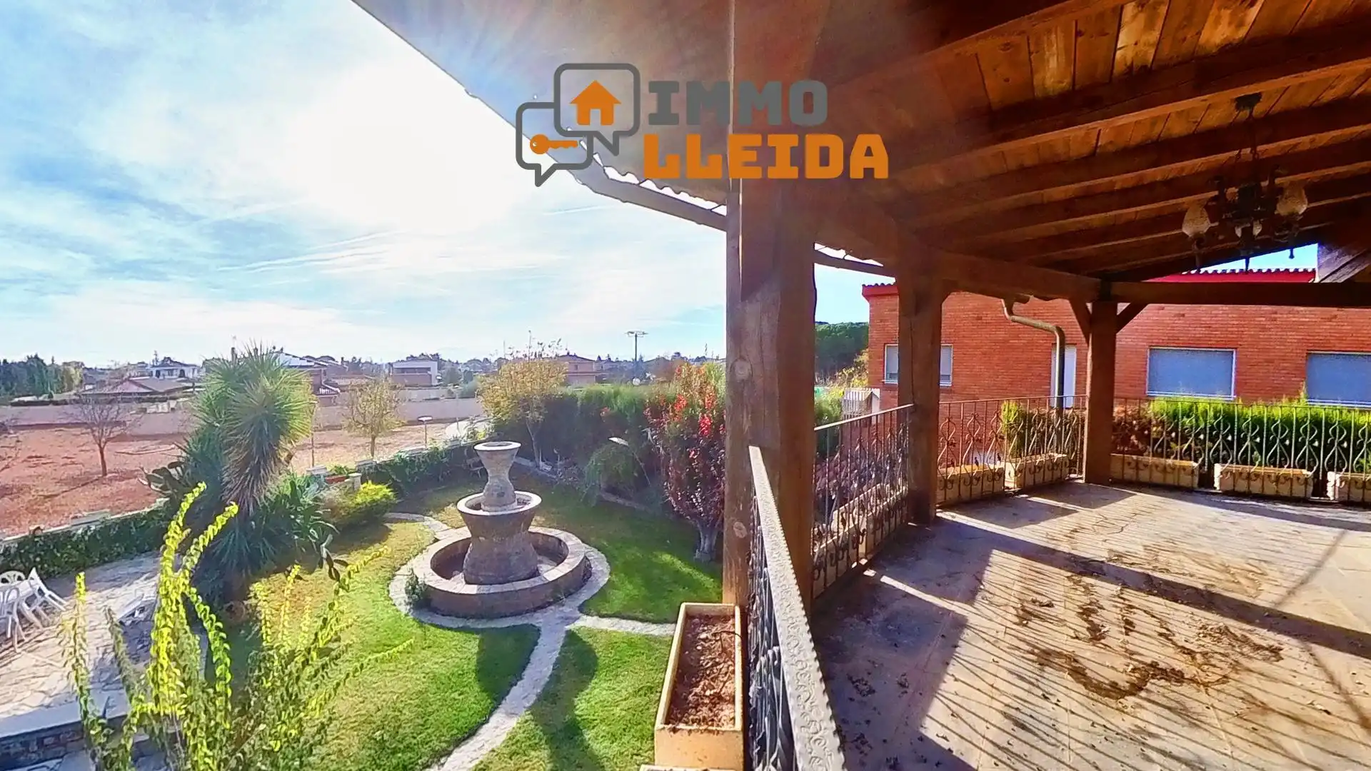 Casa con terraza en venta en Calle Sant Armengol 4, imagen 26