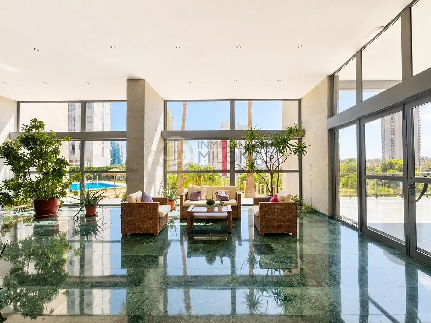Apartamento con piscina en venta en Via Parque, imagen 5