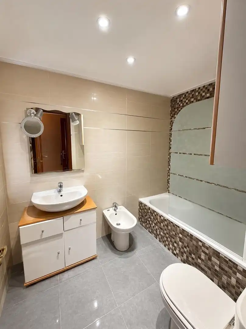 Badezimmer von Dachboden zum Verkauf in Málaga mit Klimaanlage, Terrasse und Abstellraum