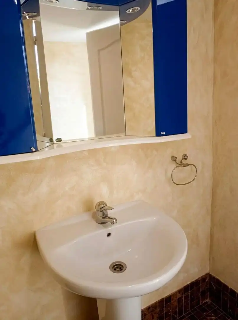 Bathroom of Houses for sale in Novelda  with Swimming Pool and Alarm