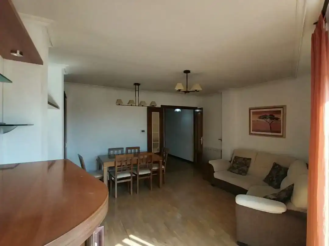 Sala de estar de Ático en venta en Cistérniga con Parquet y Trastero