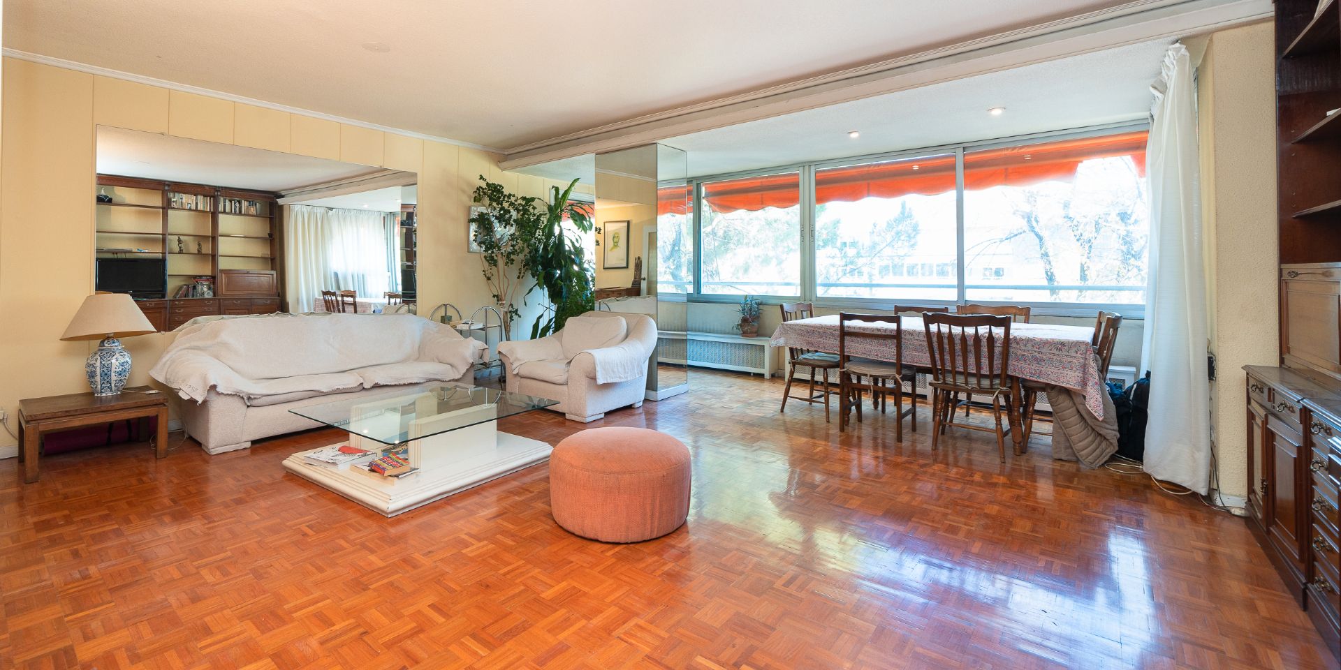 Flat for sale in Calle de las Peonías, Palomas, Hortaleza,  Madrid Capital