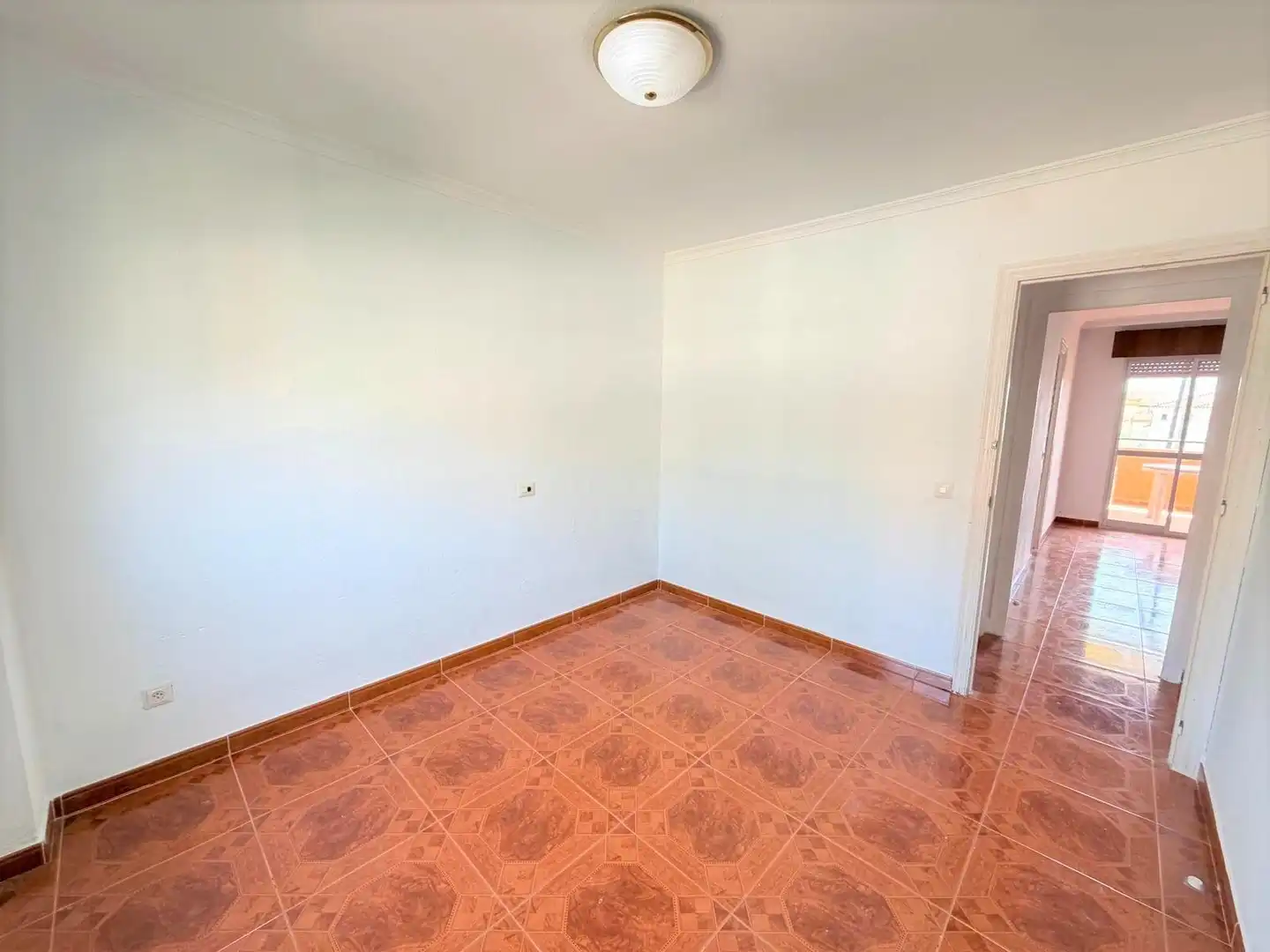 Habitación de Piso en venta en Torremolinos con Terraza y Piscina comunitaria