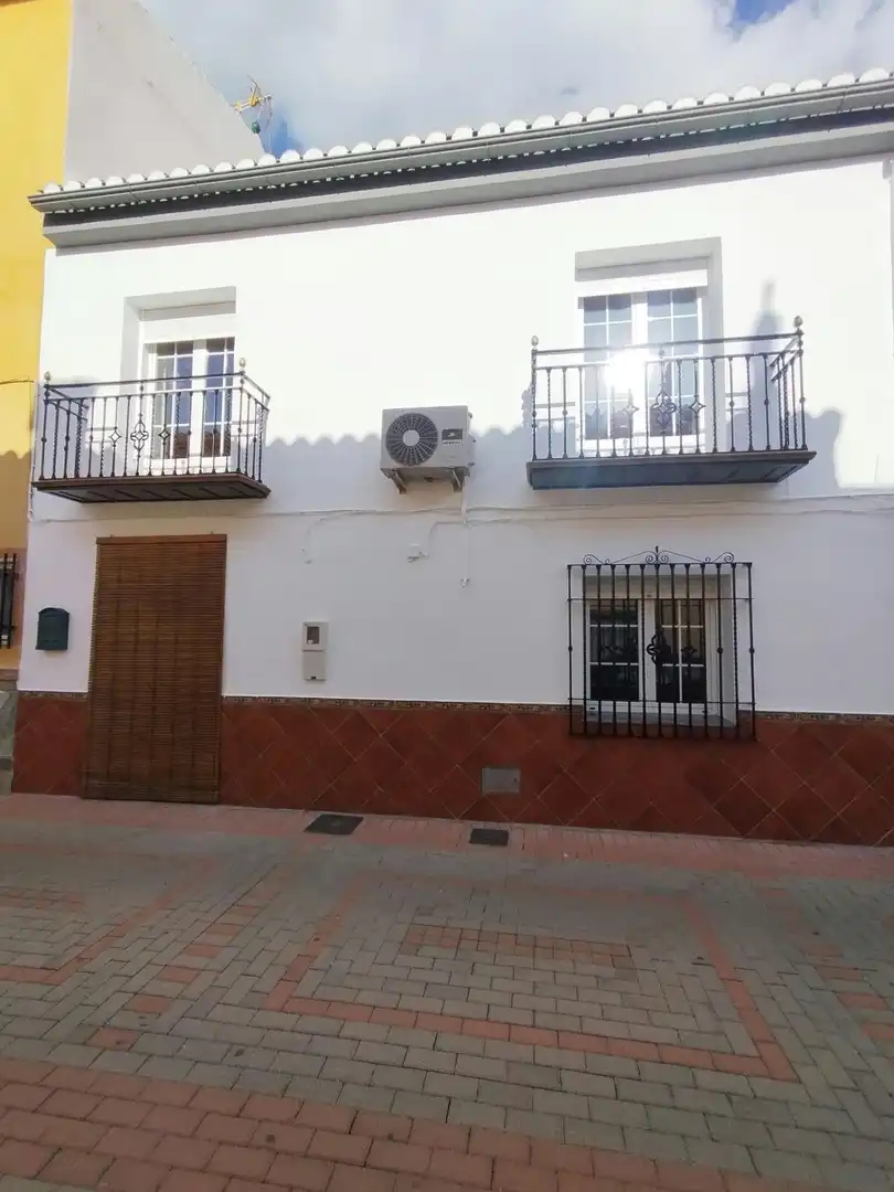 Maison jumelée à louer à Calle STA AMALIA, imagen 2