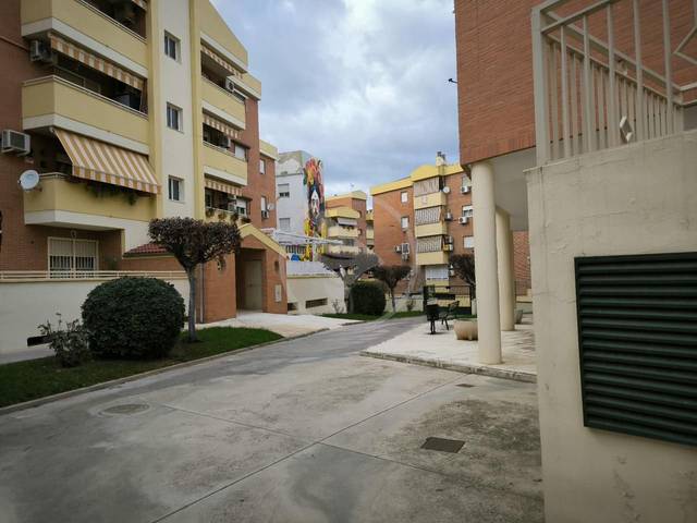Piso en Alquiler en Raphael en San Gonzalo