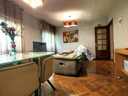 Sala d'estar de Planta baixa en venda en  Madrid Capital amb Calefacció