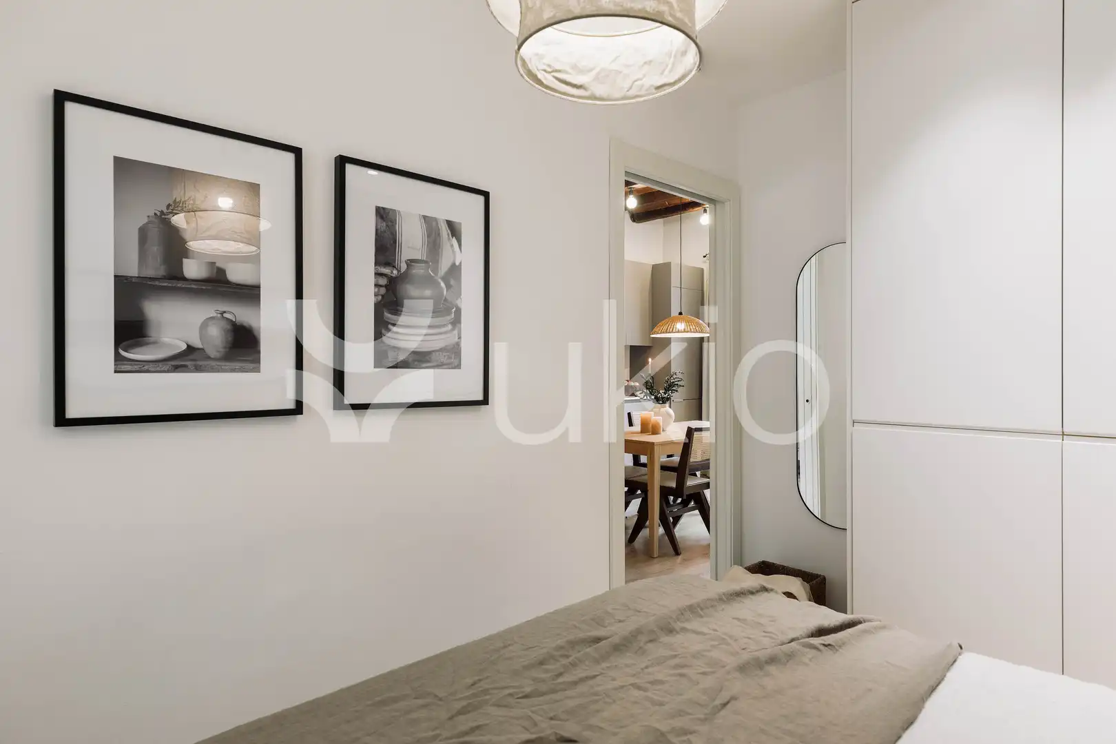Dormitori de Apartament de lloguer en Barcelona amb Aire condicionat, Calefacció i Terrassa