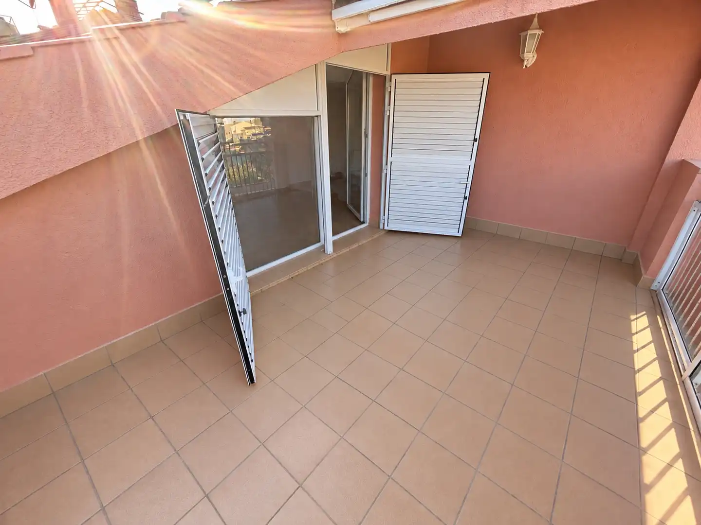 Terraza de Piso de alquiler en El Masnou con Aire acondicionado, Calefacción y Amueblado