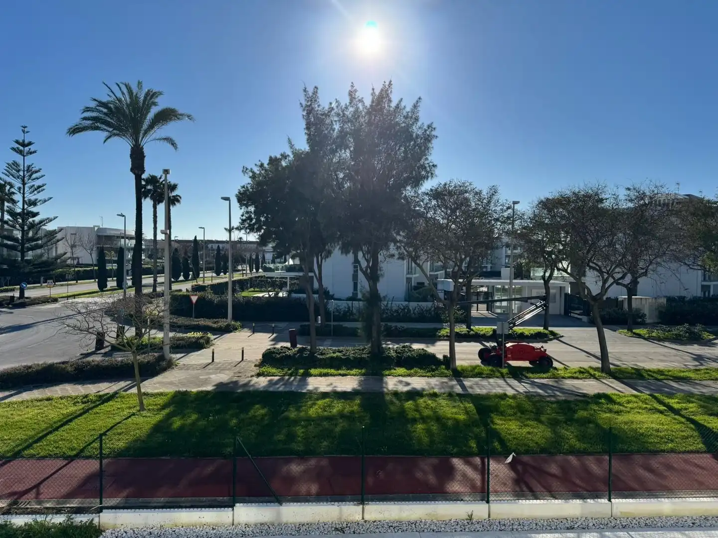Vista exterior de Apartamento en venta en Chipiona con Terraza, Balcón y Piscina comunitaria