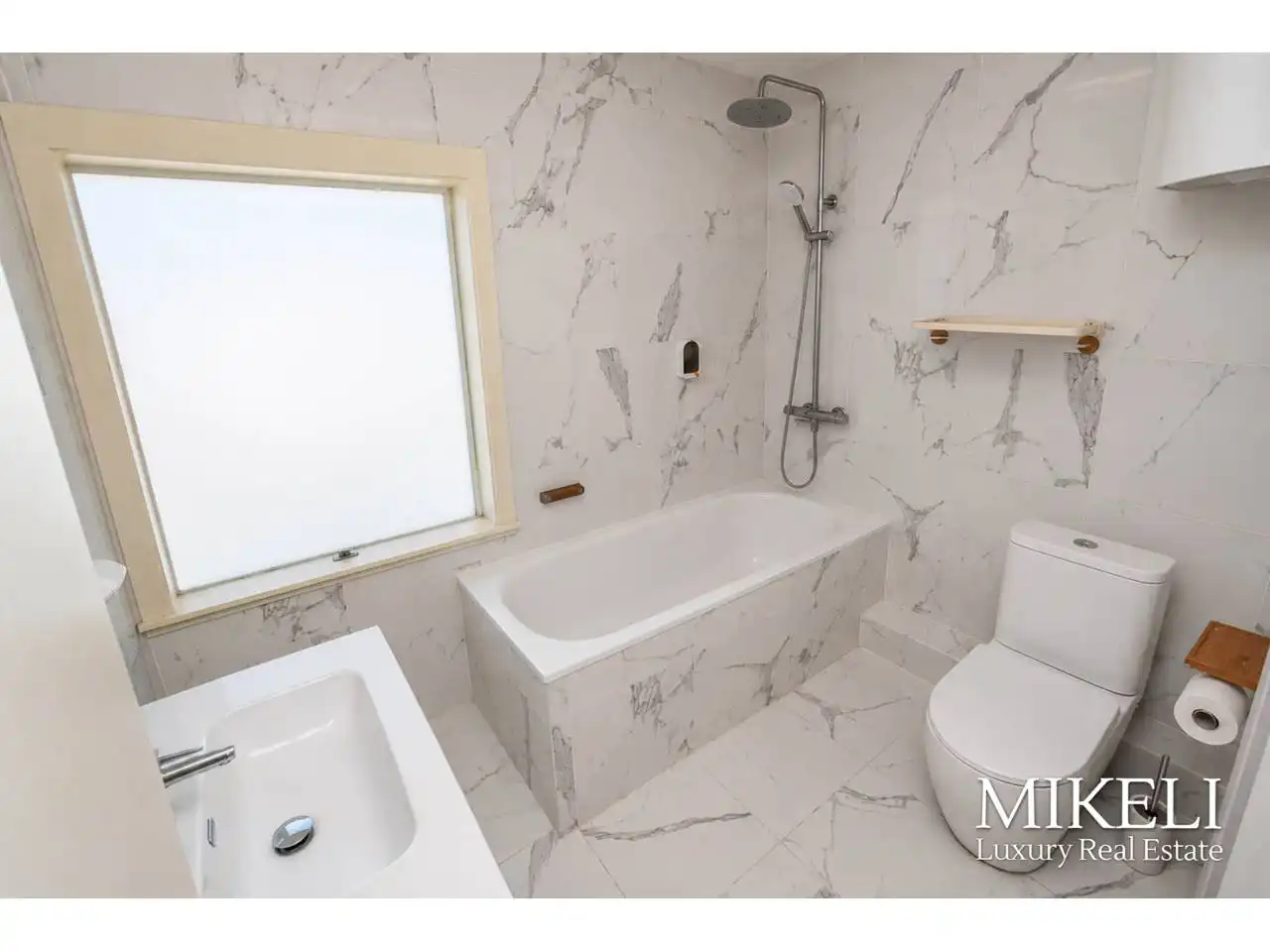 Baño de Casa o chalet en venta en Santander con Aire acondicionado, Calefacción y Jardín privado