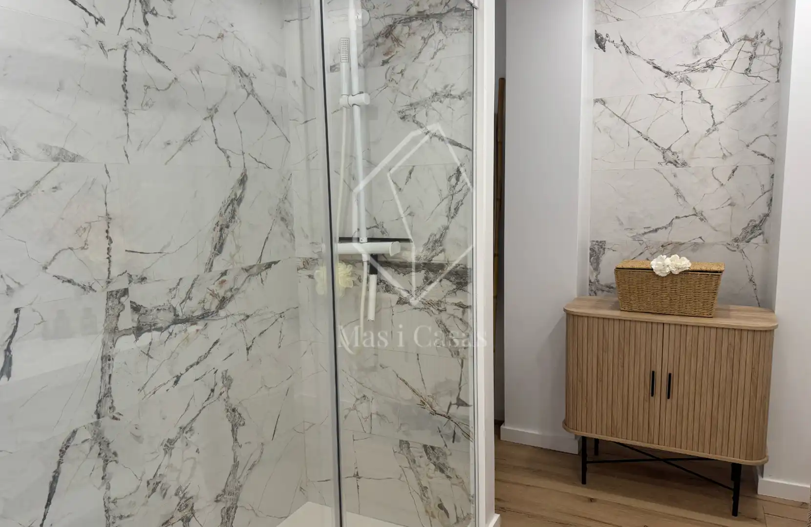 Bany de Dúplex en venda en Empuriabrava amb Aire condicionat, Calefacció i Terrassa