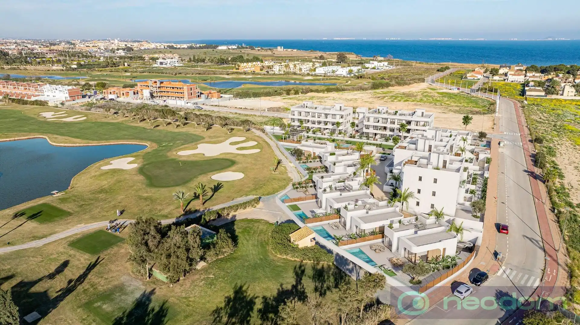 Flat with pool for sale in N/A
