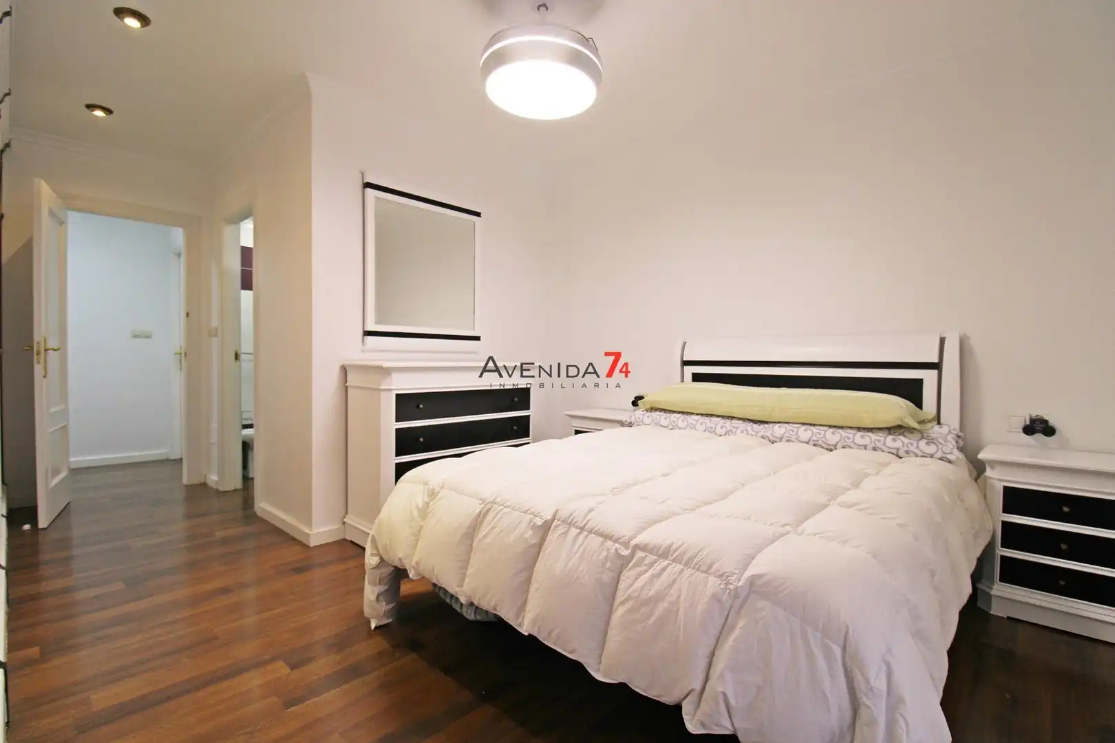 Schlafzimmer von Wohnung zum Verkauf in Lorca mit Klimaanlage, Heizung und Parkett