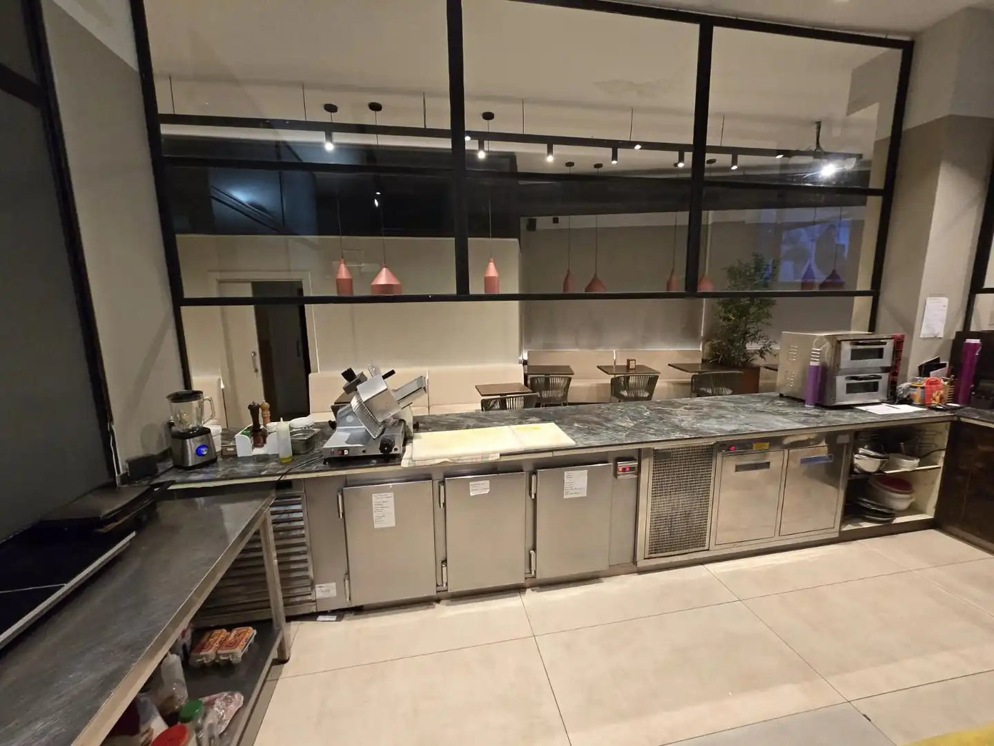 Local comercial en traspàs a Eixample, imagen 14