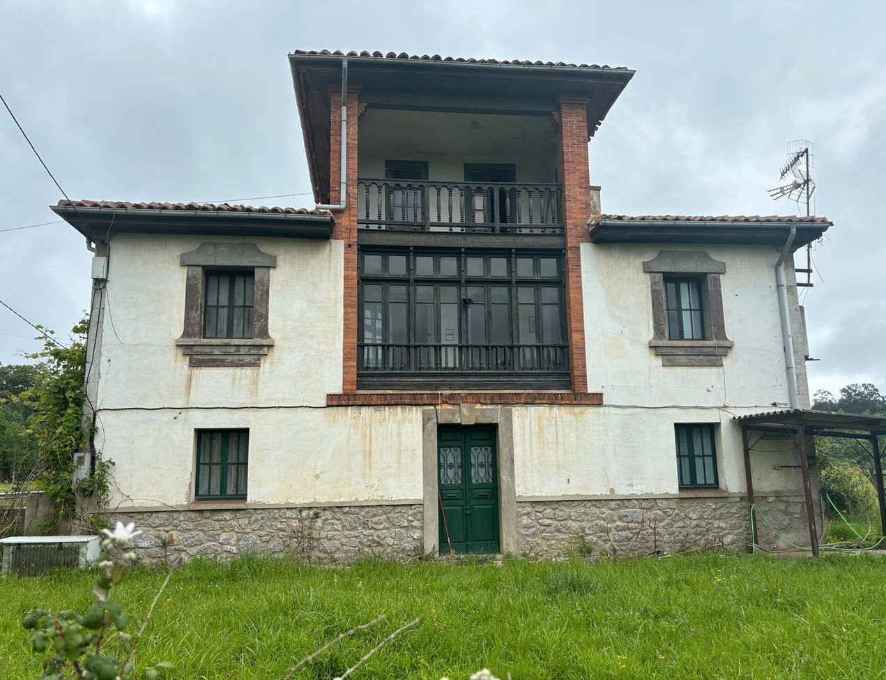 Exterior view of Country house for sale in Ribadesella  with Private garden, Terrace and Balcony