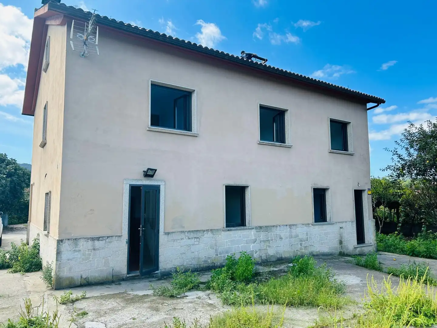Vista exterior de Casa o chalet en venta en Valga con Calefacción y Terraza