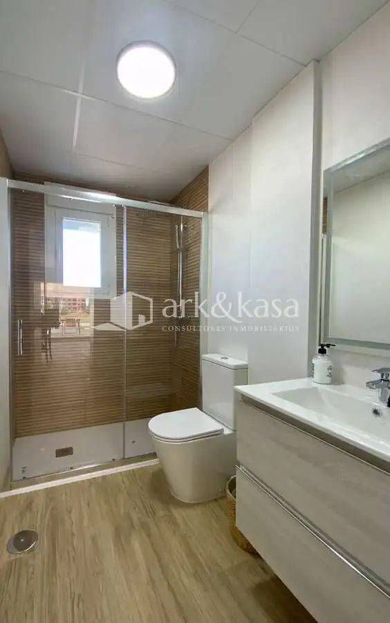 Baño de Casa adosada en venta en Los Alcázares con Aire acondicionado, Calefacción y Terraza