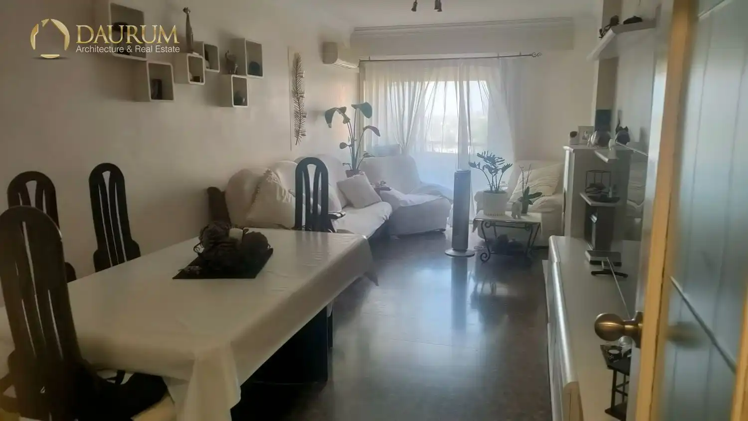 Living room of Flat for sale in Mislata  with Air Conditioner, Terrace and Furnished
