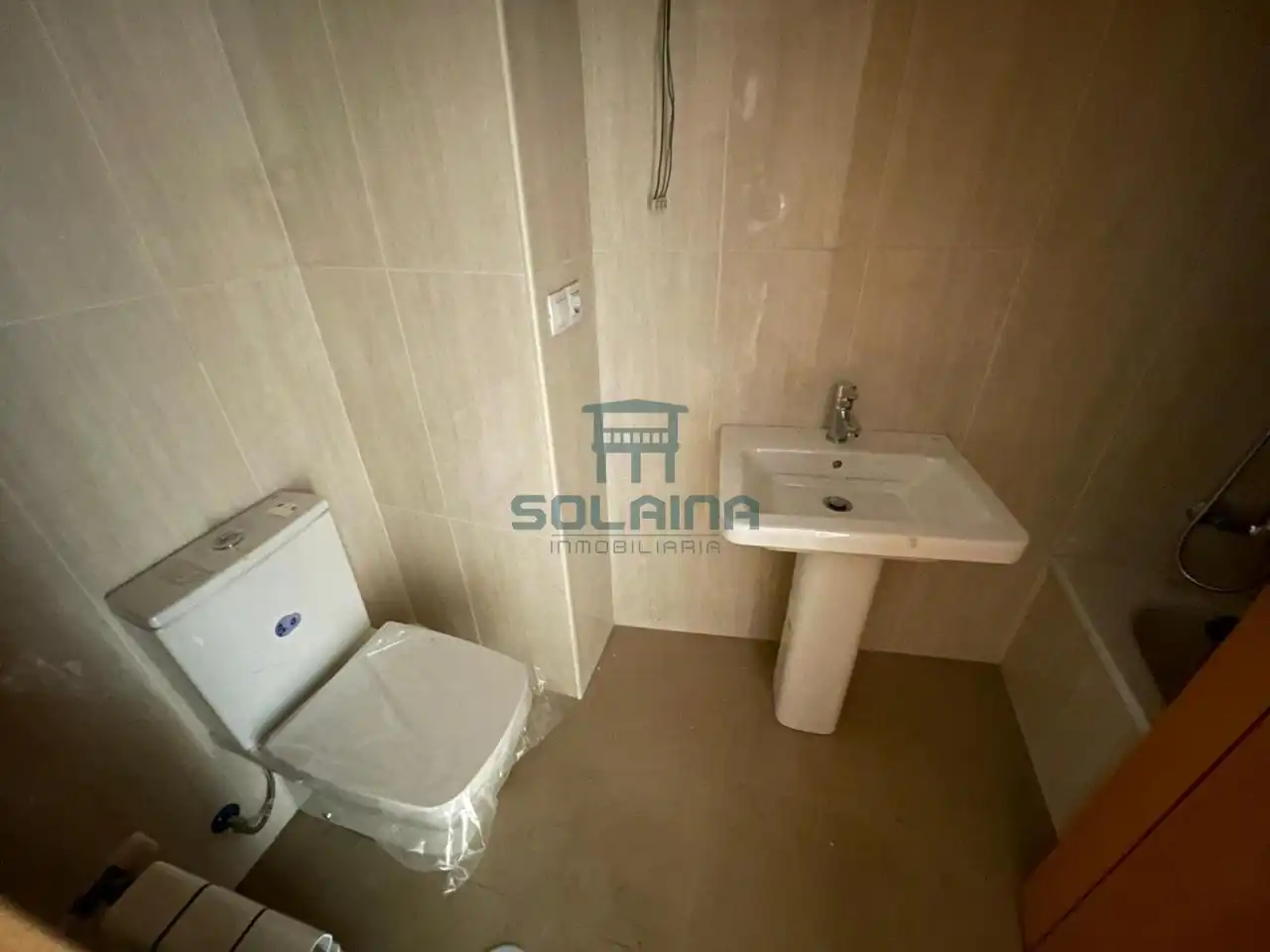 Flat with lift for sale in San Cibrao das Viñas, imagen 18