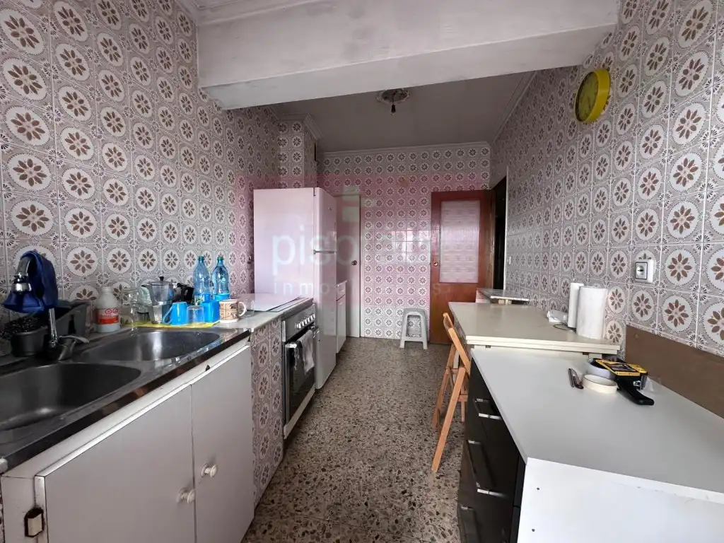 Küche von Wohnung zum Verkauf in Lugo