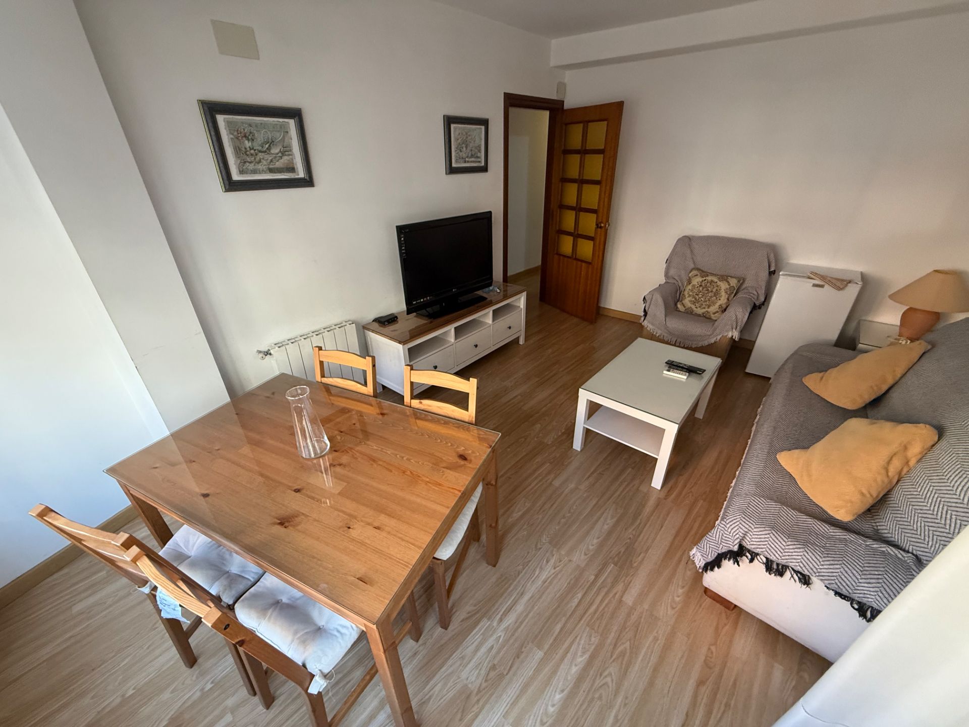 Sala d'estar de Pis de lloguer en  Jaén Capital amb Aire condicionat, Calefacció i Moblat