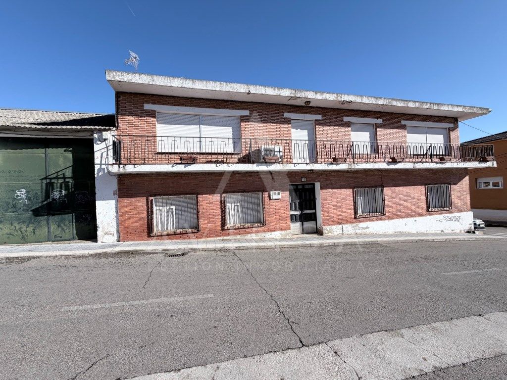 Haus oder Chalet zum Verkauf in Calle Benalaque