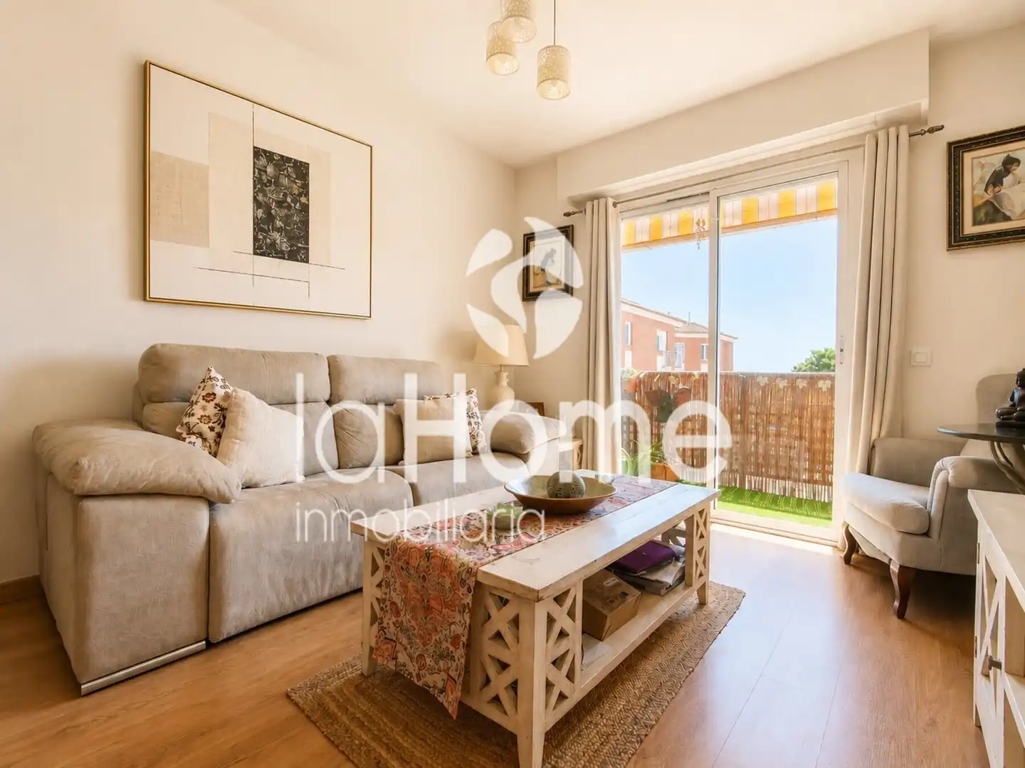 Vista exterior de Piso en venta en L'Eliana con Aire acondicionado, Parquet y Horno