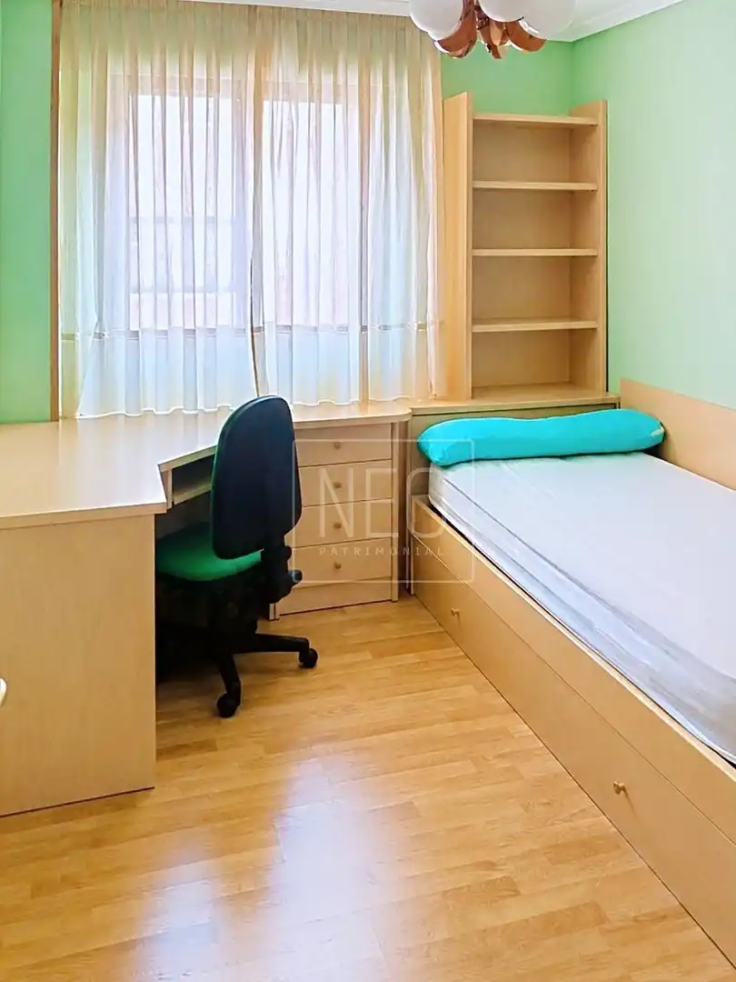 Bedroom of Flat for sale in Pinto  with Air Conditioner, Heating and Terrace