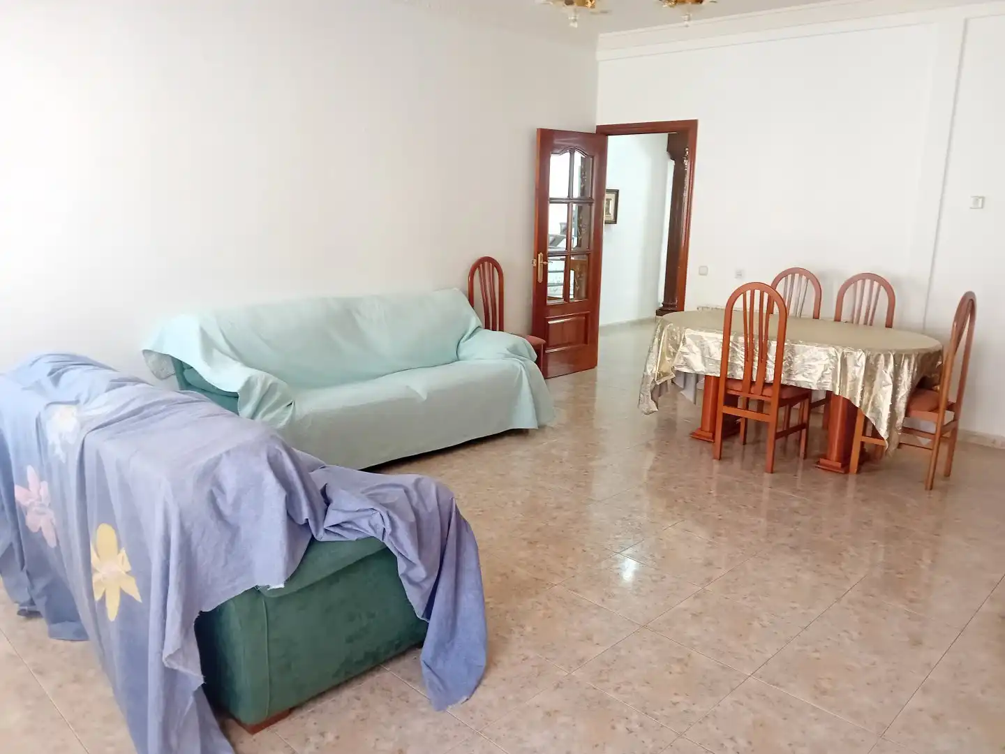 Sala d'estar de Casa o xalet en venda en Almagro amb Aire condicionat, Calefacció i Terrassa