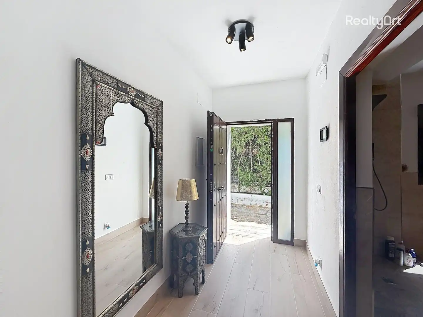 Detached homes for sale in Sanlúcar la Mayor  with Air Conditioner, Private garden and Alarm