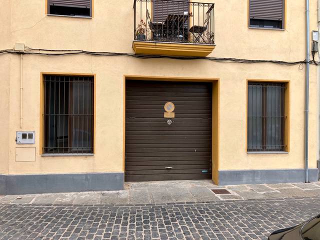 Garaje en Venta en Carrer Major de Santa Magdalena, 12 en Sant Joan Les Fonts