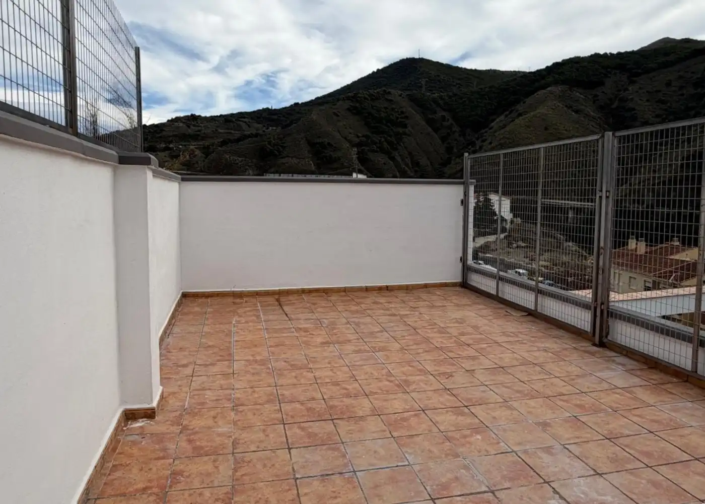Ático en venta en Calle Camino Viejo de Güéjar, 35, Cenes de la Vega