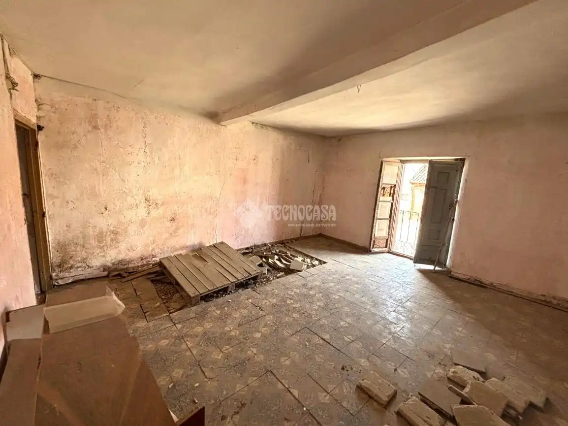 Houses for sale in Rueda