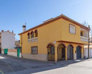 Vista exterior de Casa o xalet en venda en Purullena amb Jardí privat i Terrassa