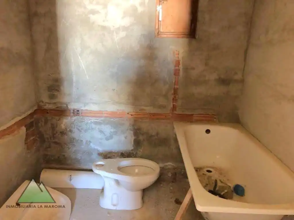 Bany de Casa o xalet en venda en Alcaucín