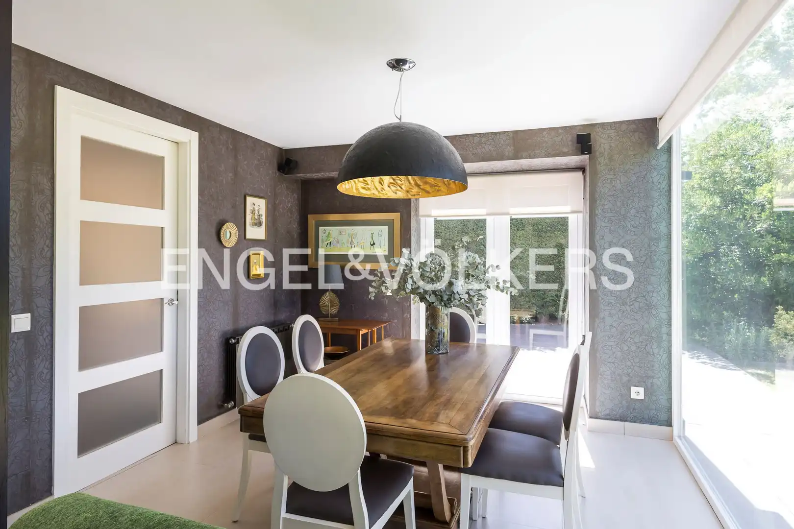 Dining room of Houses for sale in La Moraleja  with Air Conditioner, Heating and Private garden